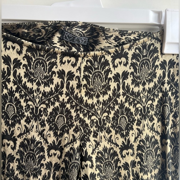 HEART.MOON.STAR. Rare‎ Damask Print Whimsigoth Moody Gothic 90s Flare Trousers - Picture 4 of 6